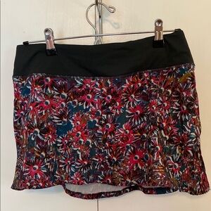 lululemon athletica Floral Skort - Black and Pink
